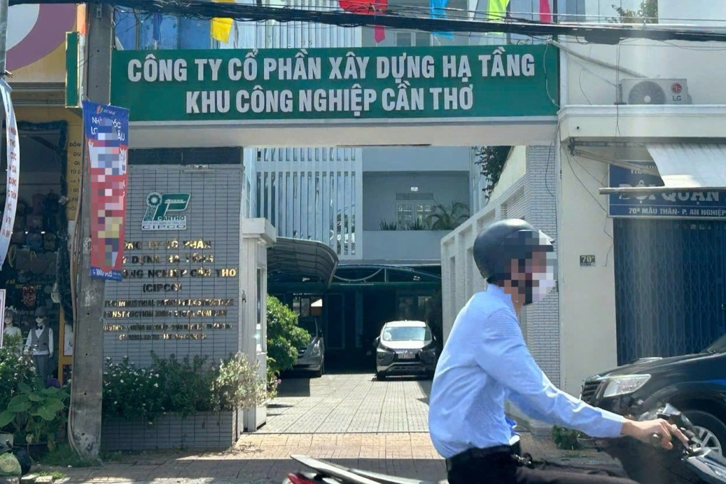 Đề nghị truy tố cựu lãnh đạo Công ty hạ tầng KCN Cần Thơ đưa hối lộ - 1 Đề nghị truy tố cựu lãnh đạo Công ty hạ tầng KCN Cần Thơ đưa hối lộ - 1