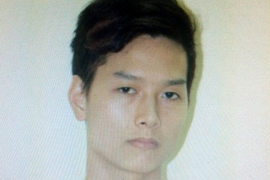 Nam thanh niên dùng mã tấu chém gục 3 người