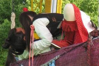 Từ Hy Viên vất vả vì hôn Cổ Thiên Lạc