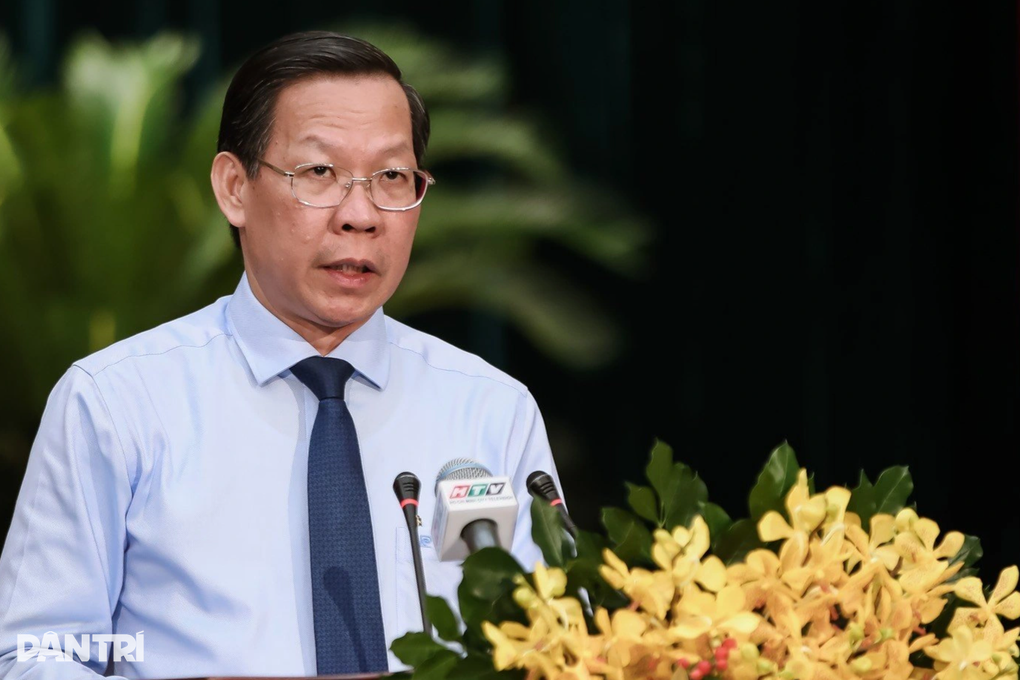 Chủ tịch TPHCM: Không để công việc vào sở, ngành như vào hộp đen - 2 Chủ tịch TPHCM: Không để công việc vào sở, ngành như vào hộp đen - 2