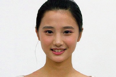 Nam sinh chăm học nhờ cô giáo xinh 