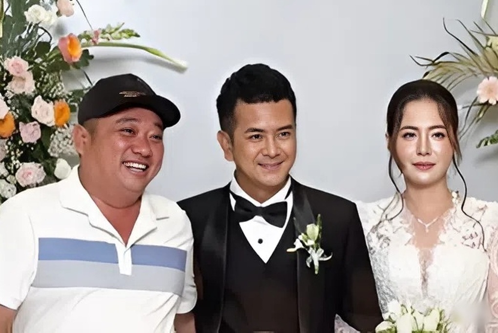 Hùng Thuận Đất phương Nam khóa môi vợ trong lễ cưới - 2 Hùng Thuận Đất phương Nam khóa môi vợ trong lễ cưới - 2