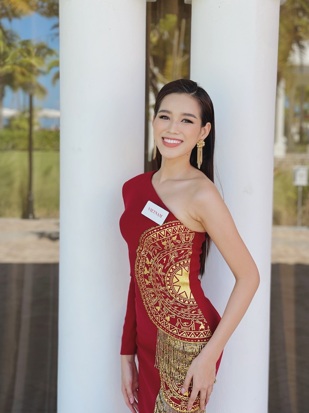 Hoa hậu, người đẹp Việt bắn tiếng Anh như gió ở các cuộc thi quốc tế - 1 Hoa hậu, người đẹp Việt bắn tiếng Anh như gió ở các cuộc thi quốc tế - 1