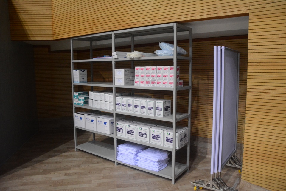 Cận cảnh bệnh viện dã chiến điều trị Covid-19 trước giờ kích hoạt - 10 Cận cảnh bệnh viện dã chiến điều trị Covid-19 trước giờ kích hoạt - 10