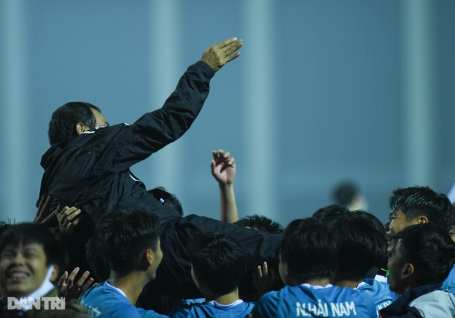 Thắng lợi tối thiểu, chủ nhà PVF đăng quang giải U17 cúp Quốc gia 2020 - 17 Thắng lợi tối thiểu, chủ nhà PVF đăng quang giải U17 cúp Quốc gia 2020 - 17