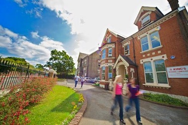 Tuần lễ tư vấn du học trung học và dự bị đại học tại Anh quốc