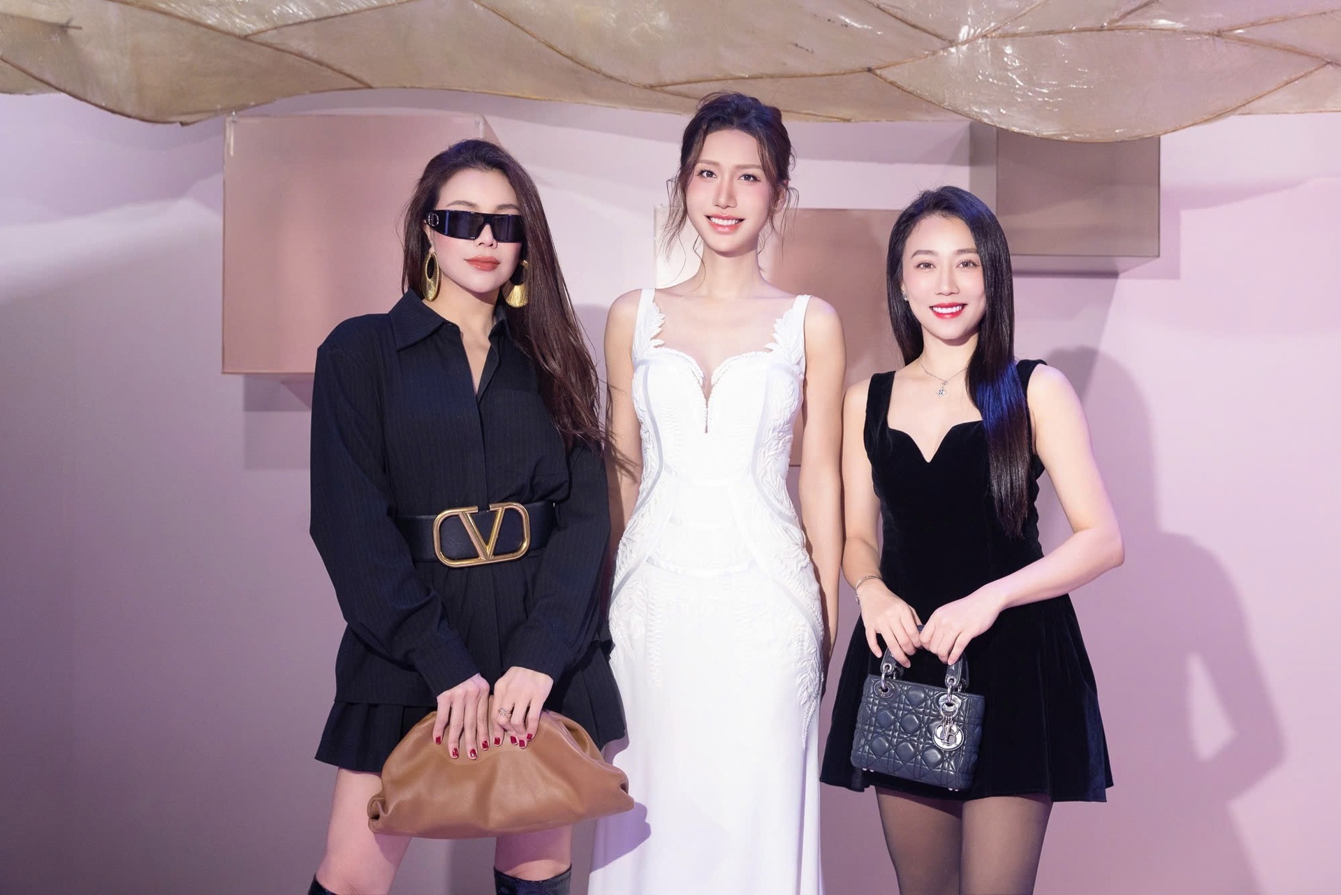 Ca sĩ Lynk Lee khoe dáng gợi cảm, nhan sắc ngày càng thăng hạng - 2 Ca sĩ Lynk Lee khoe dáng gợi cảm, nhan sắc ngày càng thăng hạng - 2