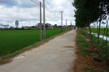 Vụ mượn hồ sơ rút tiền ngân sách: Cảnh cáo Chủ tịch UBND xã!