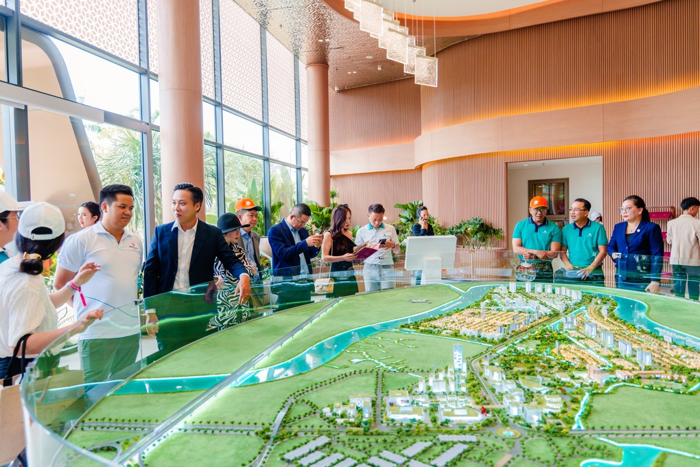 Dòng tiền phía Bắc dịch chuyển vào bất động sản phía Nam - 1 Dòng tiền phía Bắc dịch chuyển vào bất động sản phía Nam - 1