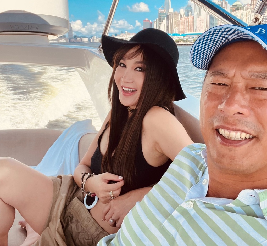 Phan Kim Liên đẹp nhất màn ảnh diện áo tắm, khoe eo thon đón tuổi 56 - 8 Phan Kim Liên đẹp nhất màn ảnh diện áo tắm, khoe eo thon đón tuổi 56 - 8