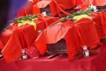 Lấy mẫu xét nghiệm ADN tìm danh tính 103 liệt sĩ quy tập từ Lào