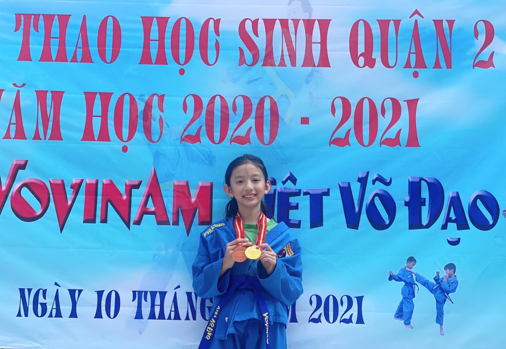 Con gái Hoa hậu Ngọc Diễm: 13 tuổi cao 1,67m, nhan sắc trong veo - 9 Con gái Hoa hậu Ngọc Diễm: 13 tuổi cao 1,67m, nhan sắc trong veo - 9