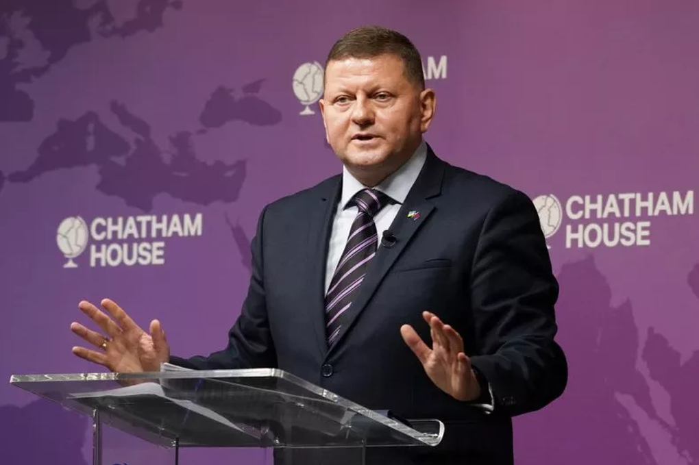 Cựu quan chức Ukraine gợi ý có thể đưa phụ nữ ra tiền tuyến - 1 Cựu quan chức Ukraine gợi ý có thể đưa phụ nữ ra tiền tuyến - 1
