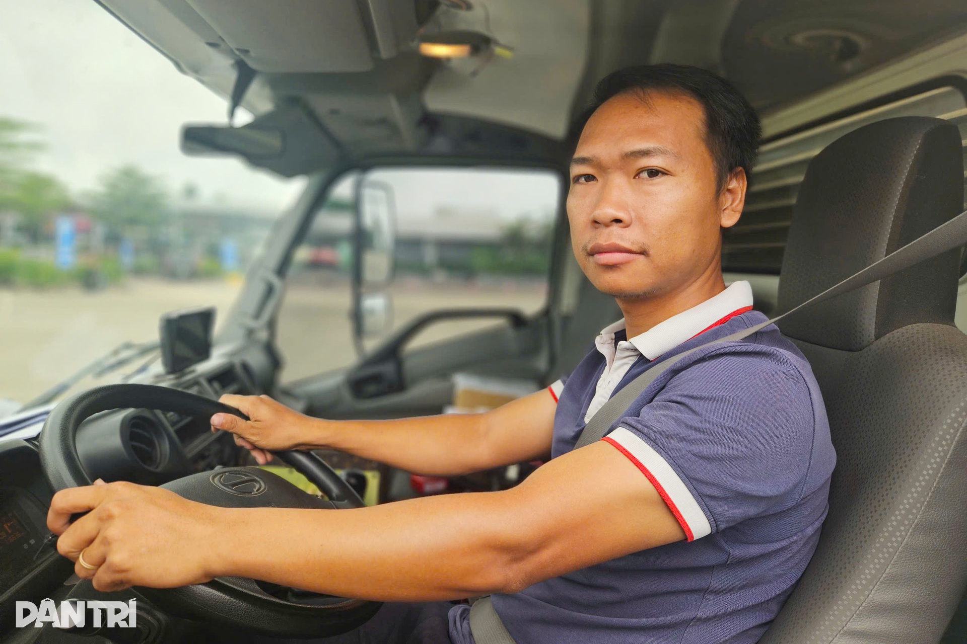 Tài xế xe tải lo khó vượt khi bị cấm vào làn 1 cao tốc Hà Nội – Hải Phòng - 8 Tài xế xe tải lo khó vượt khi bị cấm vào làn 1 cao tốc Hà Nội – Hải Phòng - 8