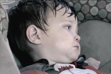 Báo động tình trạng bỏ quên con nhỏ trên xe ô tô