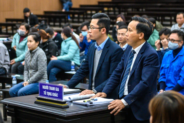 Xét xử siêu lừa, luật sư ngao ngán: "Cái gì VietABank cũng nói không biết"