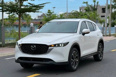 Bộ đôi “hot” nhất phân khúc C-SUV duy trì giá khởi điểm dưới 700 triệu đồng