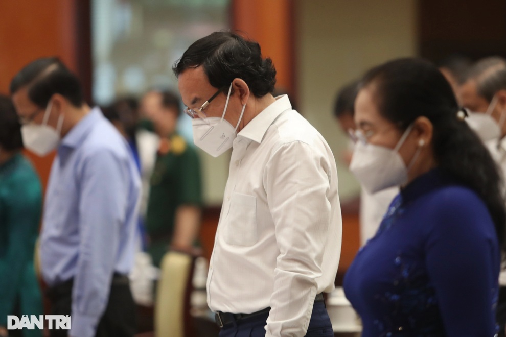 Bí thư TPHCM: Hình ảnh cao đẹp của chiến sĩ tuyến đầu sẽ được lưu giữ mãi! - 1 Bí thư TPHCM: Hình ảnh cao đẹp của chiến sĩ tuyến đầu sẽ được lưu giữ mãi! - 1