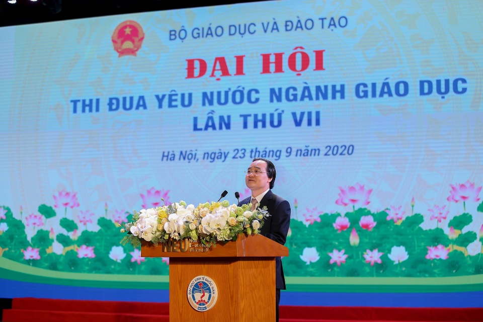 Phó Chủ tịch nước: Gắn thi đua với xây dựng môi trường giáo dục lành mạnh - 2 Phó Chủ tịch nước: Gắn thi đua với xây dựng môi trường giáo dục lành mạnh - 2