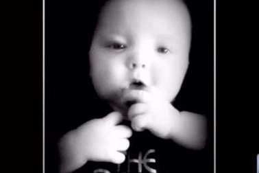 Mỹ: Bé 5 tháng tuổi chết trong vụ dịch vi rút hiếm gặp