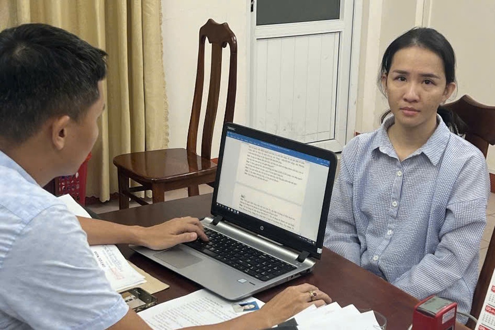 Chiếm đoạt 4,6 tỷ đồng, nữ quái ra đầu thú sau 5 năm trốn truy nã - 1 Chiếm đoạt 4,6 tỷ đồng, “nữ quái” ra đầu thú sau 5 năm trốn truy nã