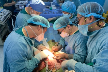 Lần đầu tiên bệnh viện nhi ở TPHCM có ca ghép gan 100% "made in Vietnam"