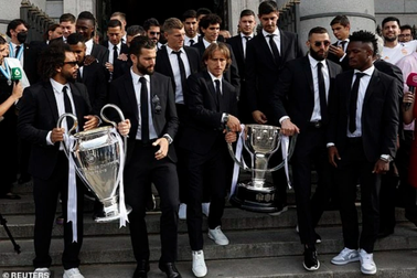 Real Madrid tưng bừng ăn mừng chức vô địch Champions League