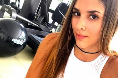 Vợ của James Rodriguez càng ngày càng nuột nà