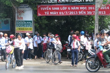 ĐBSCL: Tất bật cho năm học mới