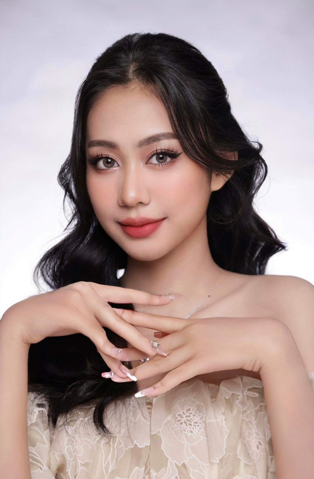 Hoa khôi Ngoại thương: Là người Ê Đê, đạt 10 điểm tiếng Anh thi đại học - 1 Hoa khôi Ngoại thương: Là người Ê Đê, đạt 10 điểm tiếng Anh thi đại học - 1