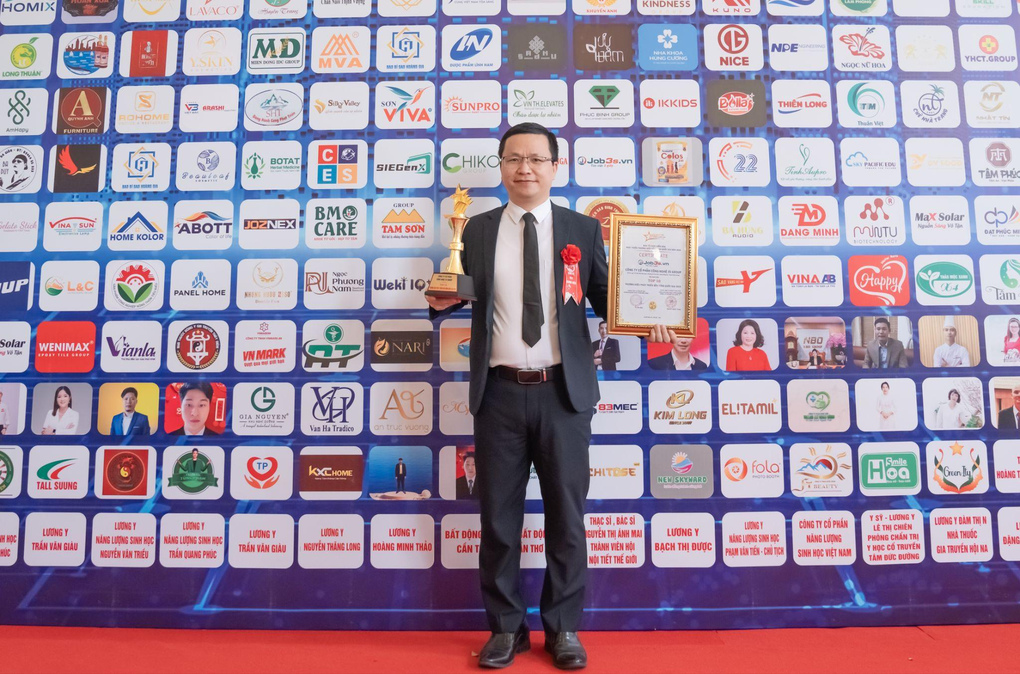 Job3s.vn nhận giải thưởng Top 10 thương hiệu bền vững quốc gia - 2 Job3s.vn nhận giải thưởng Top 10 thương hiệu bền vững quốc gia - 2