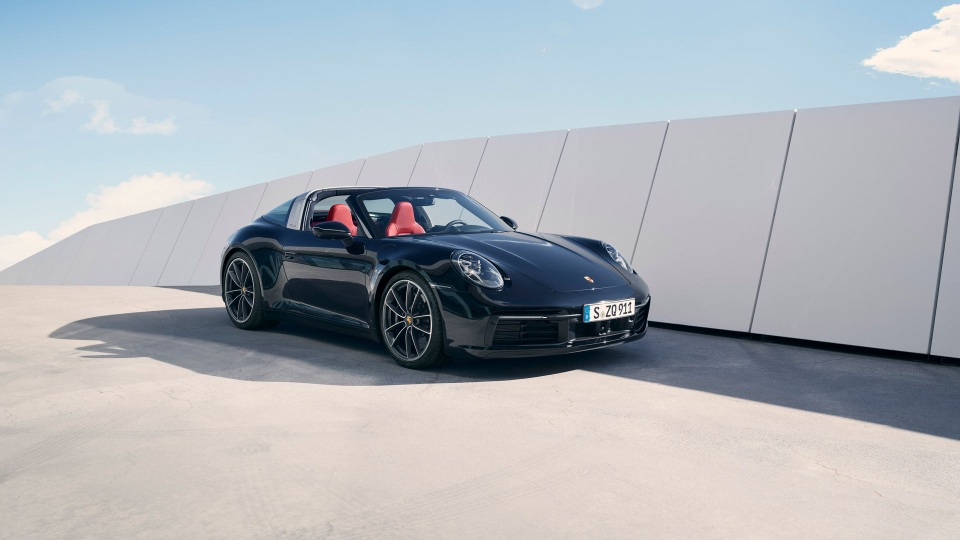 Porsche chính thức giới thiệu 911 Targa - 9 Porsche chính thức giới thiệu 911 Targa - 9