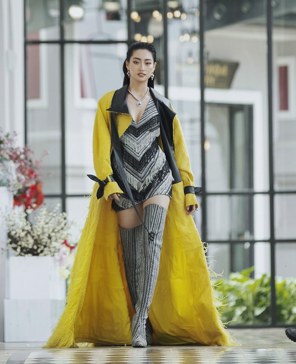 Lương Thùy Linh lọt Top 40 phần thi Top Model Hoa hậu Thế giới - 6 Lương Thùy Linh lọt Top 40 phần thi Top Model Hoa hậu Thế giới - 6