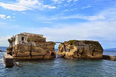 Lời nguyền chết chóc trên đảo Gaiola