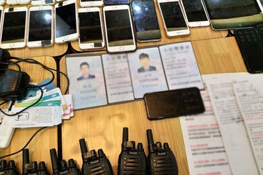 Vụ bắt 20 người nước ngoài: Hàng loạt chứng cứ giả danh cơ quan nhà nước