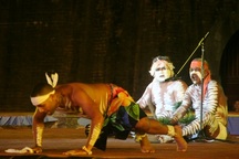 Thưởng thức các tiết mục ấn tượng của thổ dân Úc