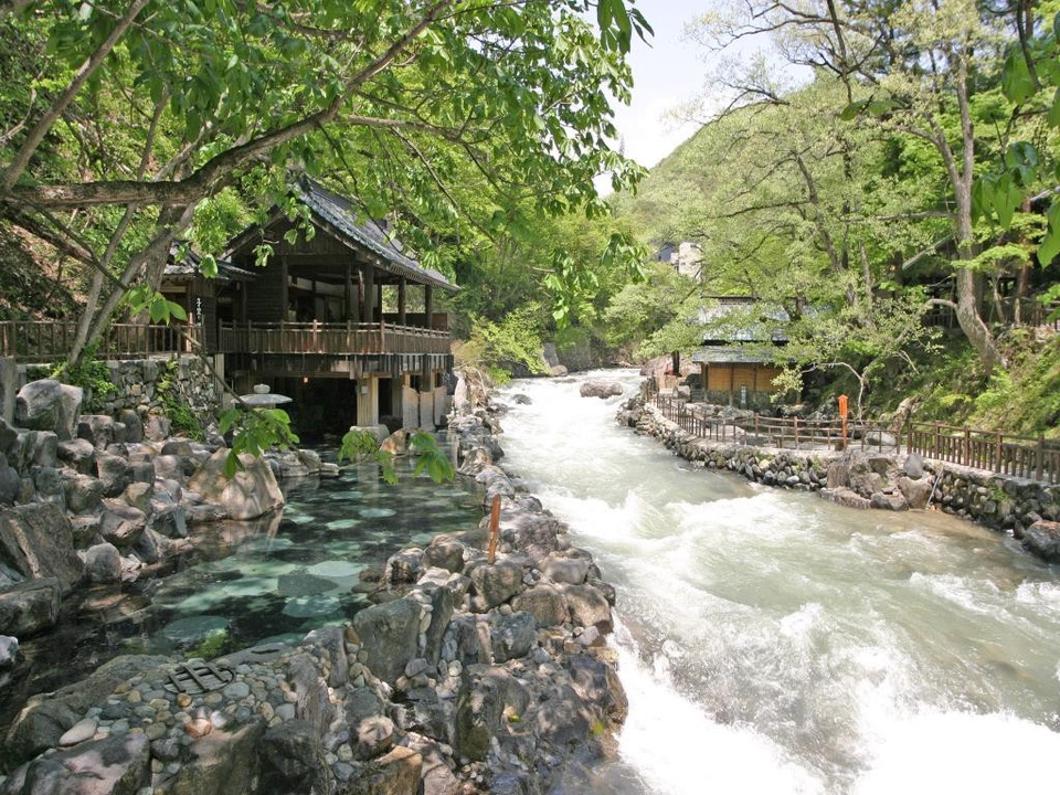 Người Nhật khỏe mạnh nhờ tắm onsen như thế nào? - 2 Người Nhật khỏe mạnh nhờ tắm onsen như thế nào? - 2