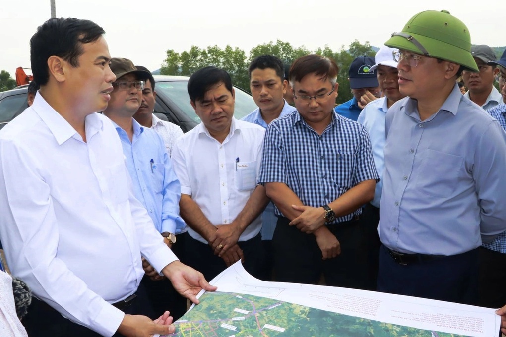 Giao thông mở đường đến tương lai ở Bình Định - 1 Giao thông mở đường đến tương lai ở Bình Định - 1