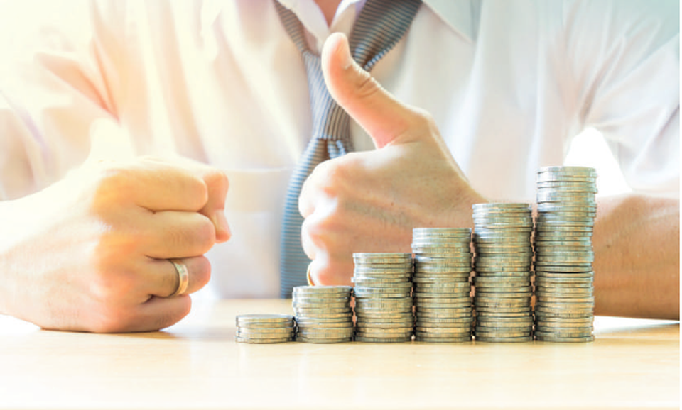 Gói bảo hiểm tới 99 tuổi, bảo vệ trước 100 bệnh hiểm nghèo, không lo rủi ro tai nạn - 2 Gói bảo hiểm tới 99 tuổi, bảo vệ trước 100 bệnh hiểm nghèo, không lo rủi ro tai nạn - 2