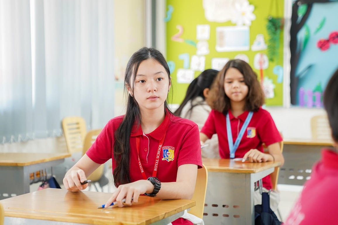 Royal School - Một năm nhìn lại: Đại thắng với những thành tích nổi bật - 1 Royal School - Một năm nhìn lại: Đại thắng với những thành tích nổi bật - 1