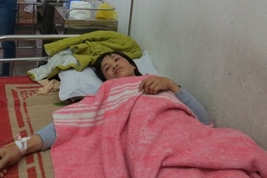 17 công nhân ngộ độc sau bữa cơm trưa