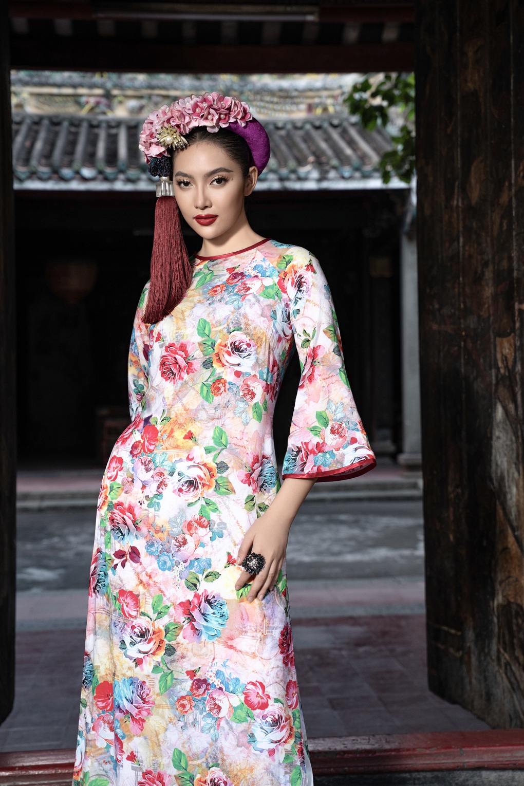 Top 5 Hoa hậu Đại dương Việt Nam thả dáng với áo dài mừng xuân Giáp Thìn - 6 Top 5 Hoa hậu Đại dương Việt Nam thả dáng với áo dài mừng xuân Giáp Thìn - 6