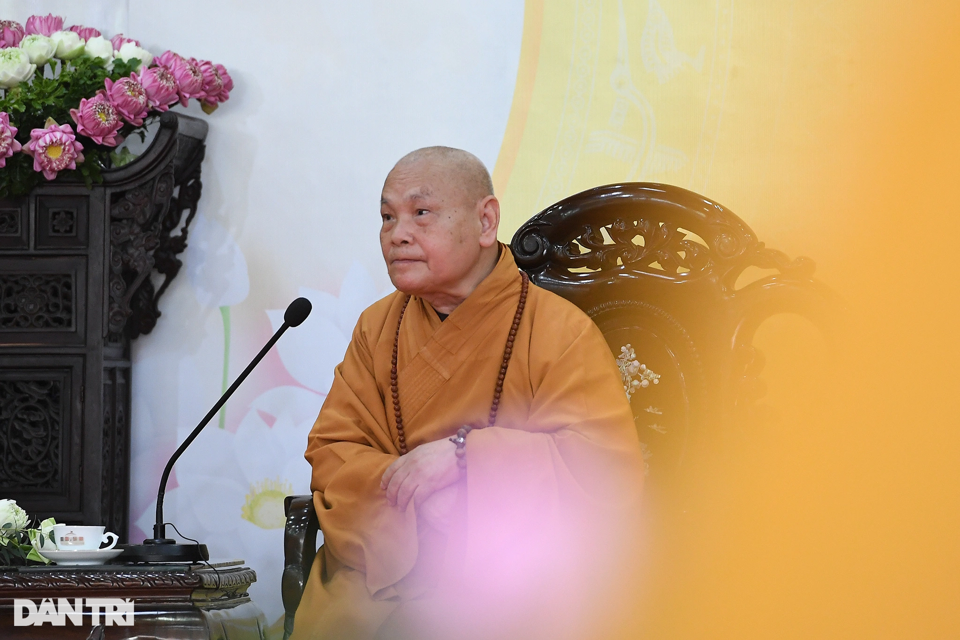 Chủ tịch nước Nguyễn Xuân Phúc chúc mừng Đại lễ Phật đản tại TPHCM - 5 Chủ tịch nước Nguyễn Xuân Phúc chúc mừng Đại lễ Phật đản tại TPHCM - 5