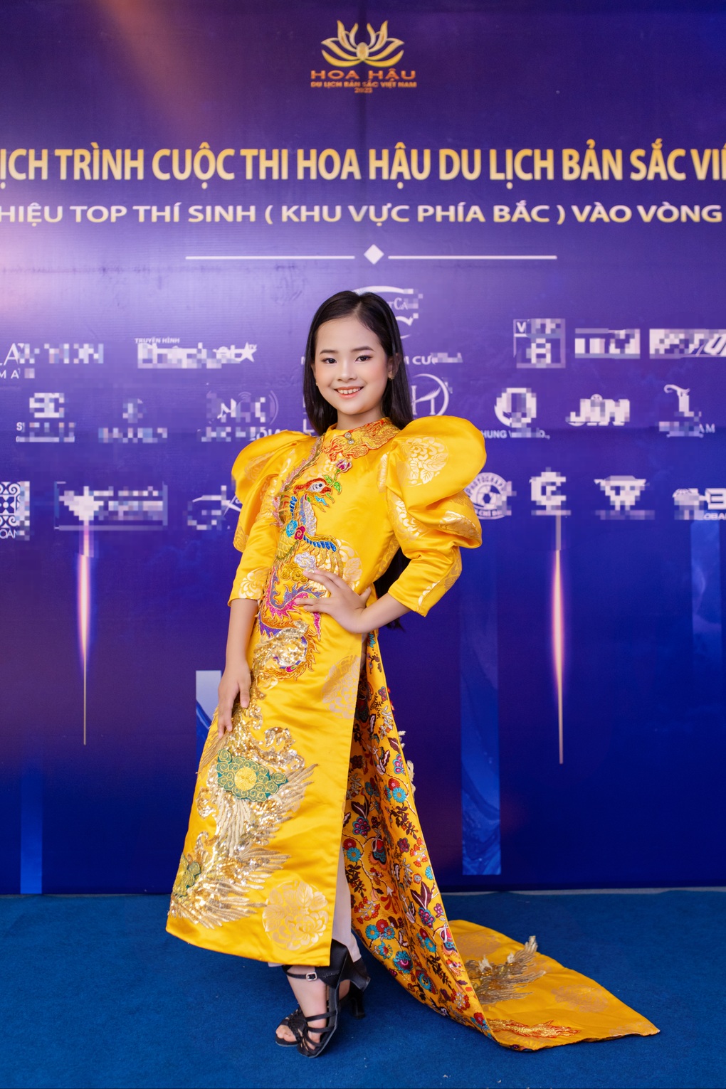 Quán quân Đại sứ Áo dài Trẻ em Việt Nam nổi bật tại sự kiện - 1 Quán quân Đại sứ Áo dài Trẻ em Việt Nam nổi bật tại sự kiện - 1