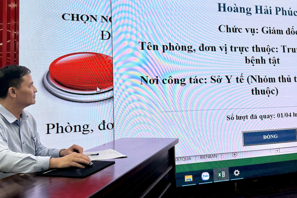 Bốc thăm điện tử chọn ngẫu nhiên 49 cán bộ để xác minh tài sản, thu nhập - 3 Bốc thăm điện tử chọn ngẫu nhiên 49 cán bộ để xác minh tài sản, thu nhập - 3