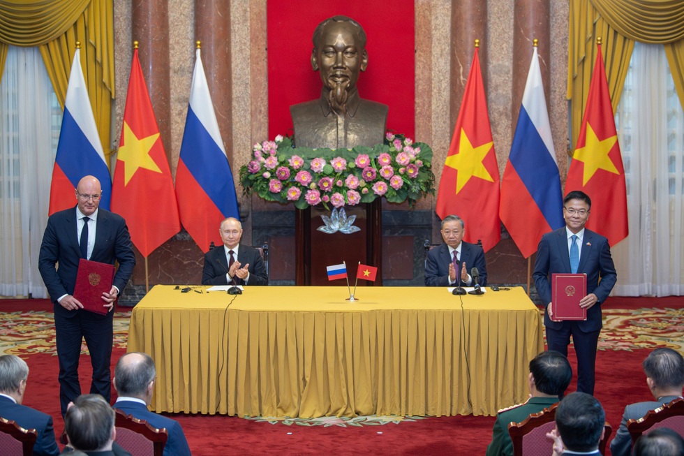 Chuyến thăm của Tổng thống Putin tạo xung lực mới cho hợp tác Việt - Nga - 6 Chuyến thăm của Tổng thống Putin tạo xung lực mới cho hợp tác Việt - Nga - 6