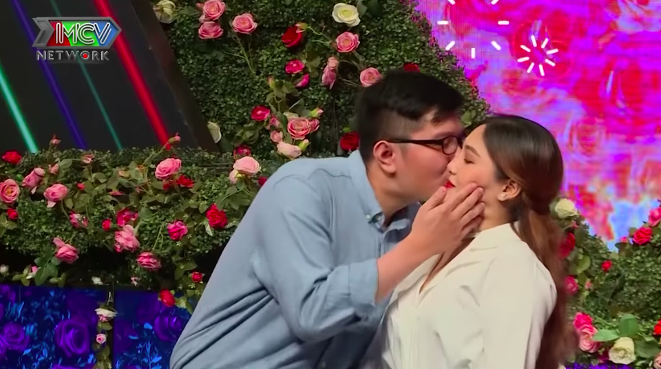 Chưa từng ăn cơm trước kẻng, cặp đôi 9x cho nhau cơ hội hẹn hò - 3 Chưa từng ăn cơm trước kẻng, cặp đôi 9x cho nhau cơ hội hẹn hò - 3