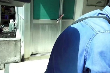 300 phần quà trao tận tay cho 55 nhân viên, điều dưỡng của bệnh viện Chợ Rẫy.