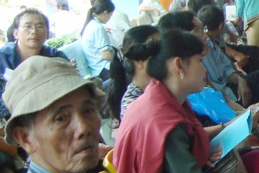 Mất 2 - 6 tiếng để khám xong bệnh