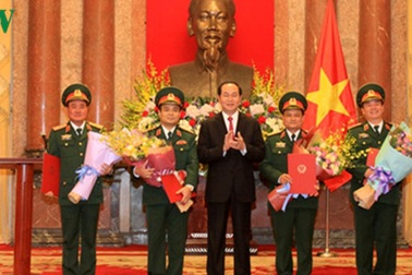 4 sĩ quan quân đội được thăng hàm Thượng tướng